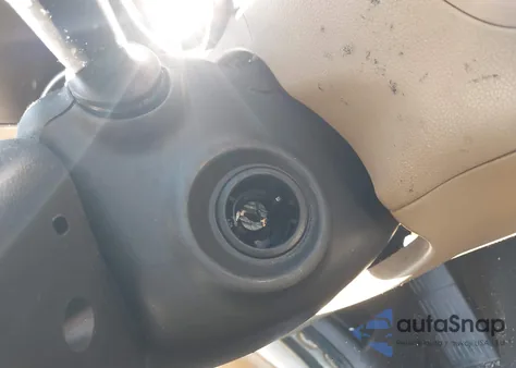 2011 Hyundai Elantra Gls z USA, uszkodzony, nr VIN 5NPDH4AE1BH060807